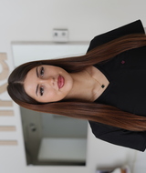 Book an Appointment with Mlle. Laurence Brassard at Clinique MIKA St-Laurent