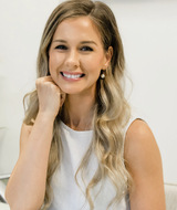 Book an Appointment with Lindsay Klingenberg (Massage Therapist) at Cobblestone Medicine and Rehab PARIS HUB