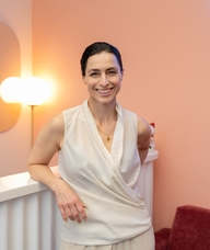 Book an Appointment with Dr. Andreia Horta for Complimentary