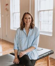 Book an Appointment with Lindsay Lessard for Osteopathy