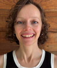 Book an Appointment with Dr. Clara Poelman for Chiropratique | Chiropractic