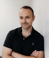 Book an Appointment with Kanstantsin Smiatannikau at Town Health Solutions Woodstock