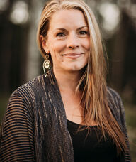 Book an Appointment with Lara Hollway for Registered Social Worker