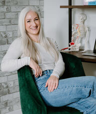 Book an Appointment with Alanna Crawford for Osteopathy