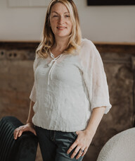 Book an Appointment with Mrs. Angela Kingma for Psychotherapy (In person)