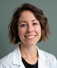 Book an Appointment with Éva Maurice for Student Treatment